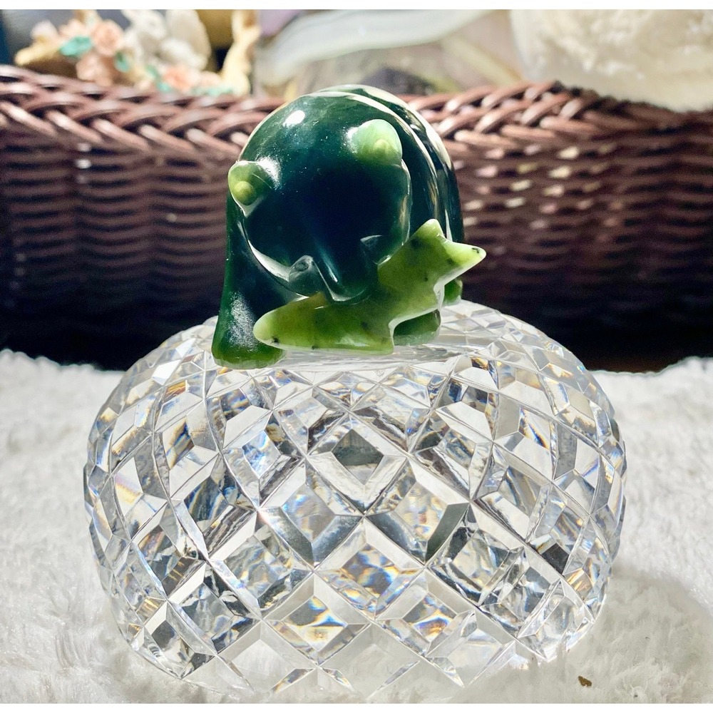Elephant with a fish on‎ his mouth jade figurine